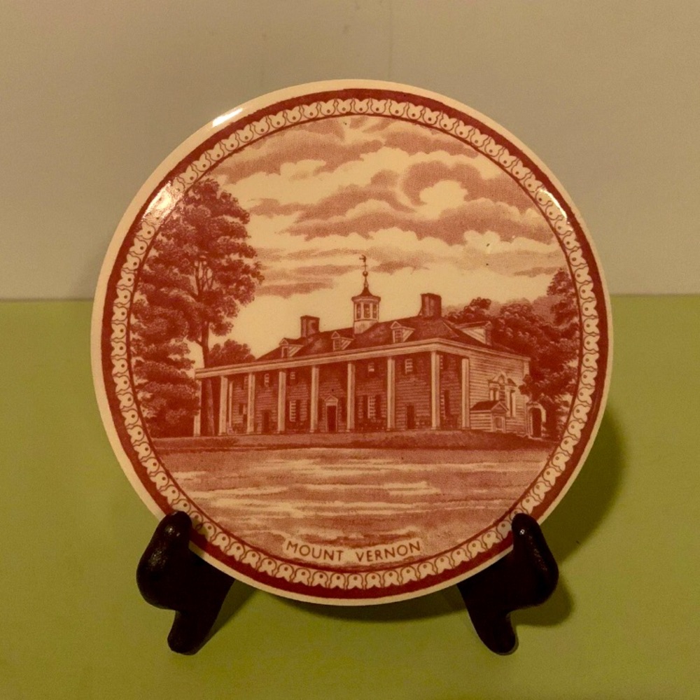 Mount Vernon Ceramic Trivet 6” Old English (Washington’s Home)
